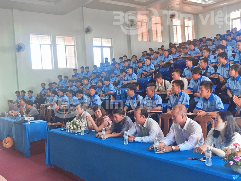 Minh họa khái niệm giáo dục chính trị là gì