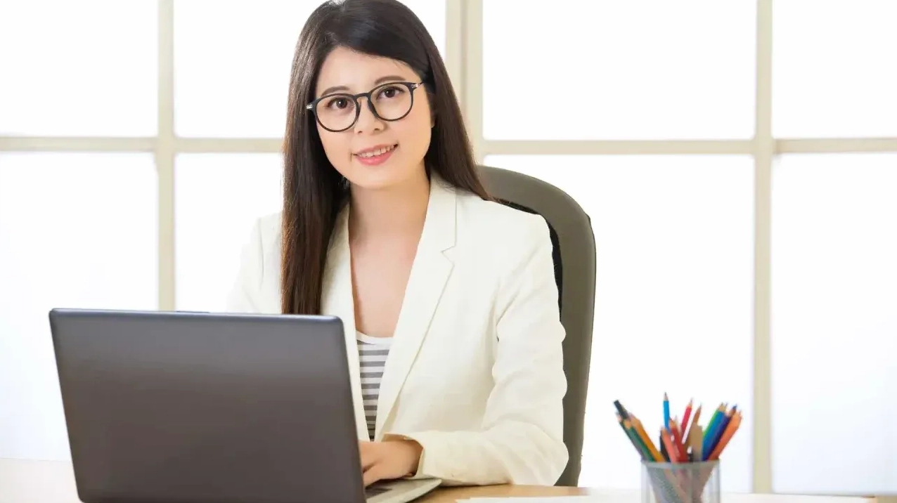 Minh họa về công việc giáo vụ là gì