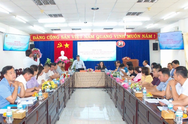 Nâng cao hiệu quả hỗ trợ pháp lý tạo thuận lợi cho doanh nghiệp tỉnh Cà Mau phát triển bền vững