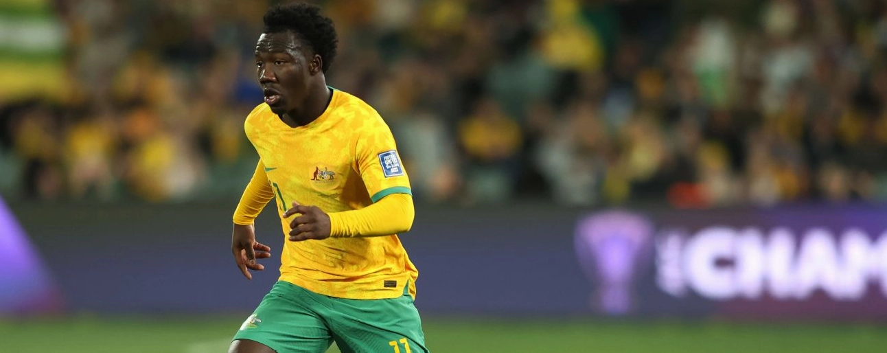 Nestory Irankunda rạng rỡ ký bản hợp đồng 5 năm với câu lạc bộ Watford