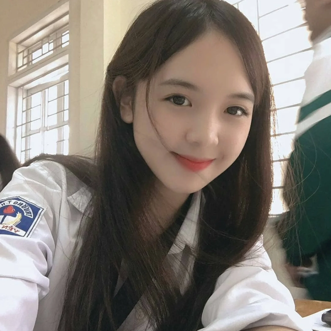 Nét đẹp trong sáng không tì vết của thiếu nữ tuổi trăng tròn