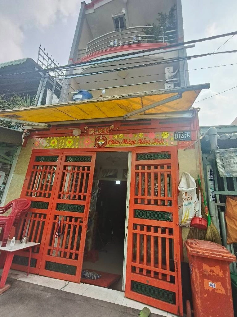 Nhà Trần Đại Nghĩa Bình Chánh với hệ thống điện mặt trời