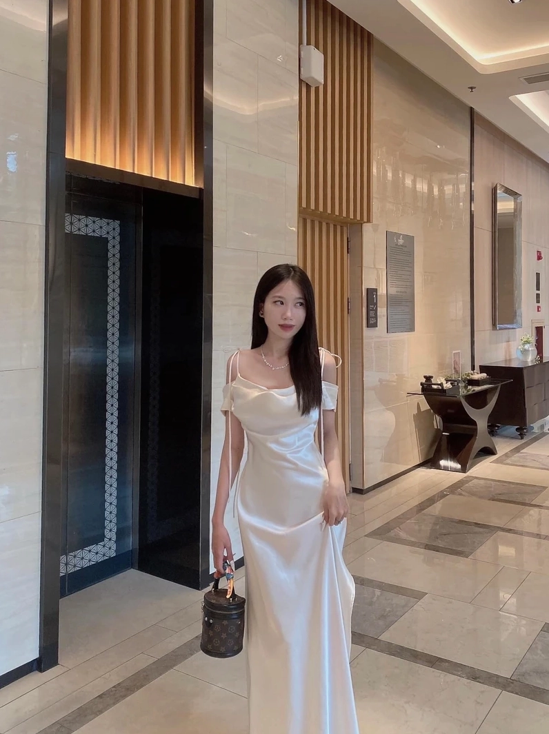 Nữ sinh sinh năm 2003 mang vẻ đẹp trong sáng và vô cùng dễ thương