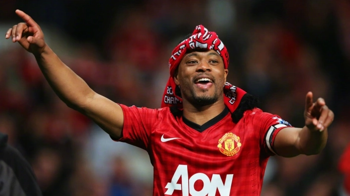 Patrice Evra trong màu áo Manchester United