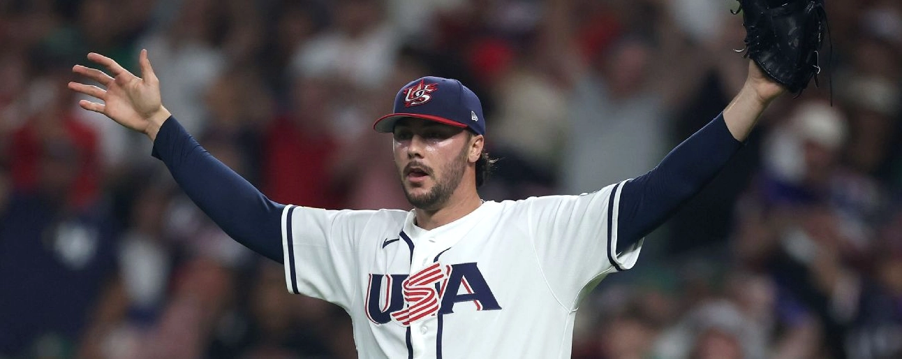 Pha bóng chớp nhoáng của Bobby Witt Jr trong trận đấu căng thẳng gặp đội tuyển Mexico