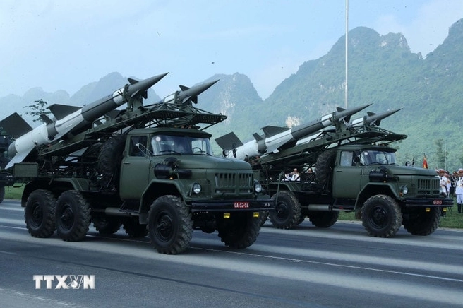 Phương tiện kỹ thuật quân sự diễu hành kỷ niệm 80 năm Quốc khánh