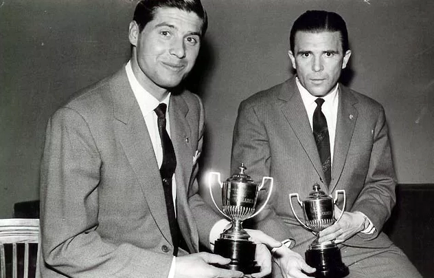 Puskas và các đồng đội huyền thoại trong một buổi lễ vinh danh