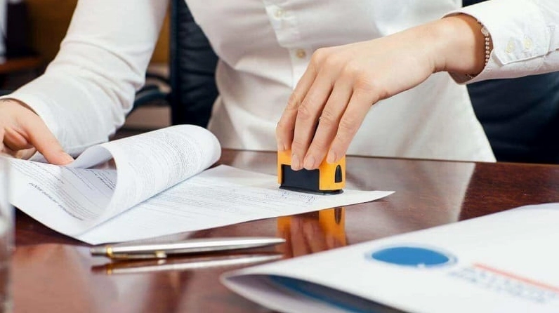 Quy trình công chứng hoặc chứng thực giấy ủy quyền tại cơ quan có thẩm quyền