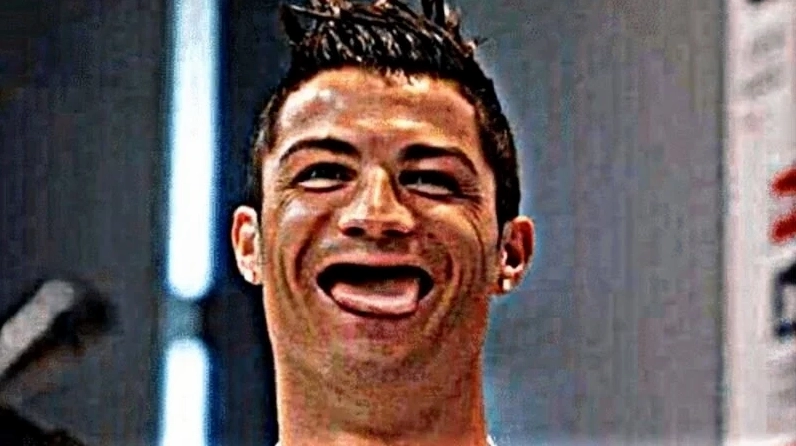 Ronaldo meme siuuu là hình ảnh chế hài gây bão