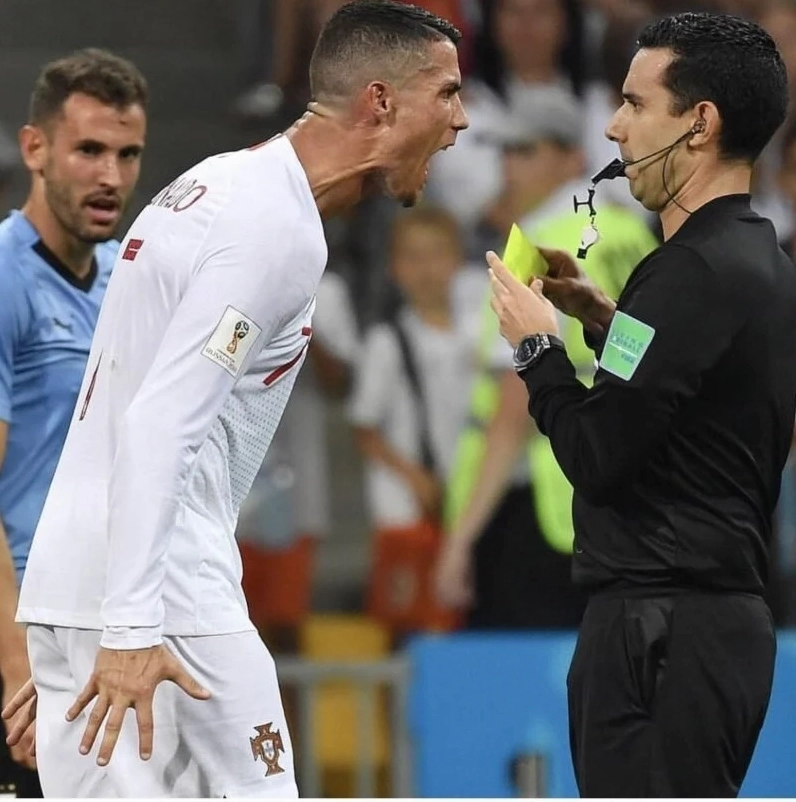 Ronaldo smile meme tạo cảm giác vui vẻ và lạc quan