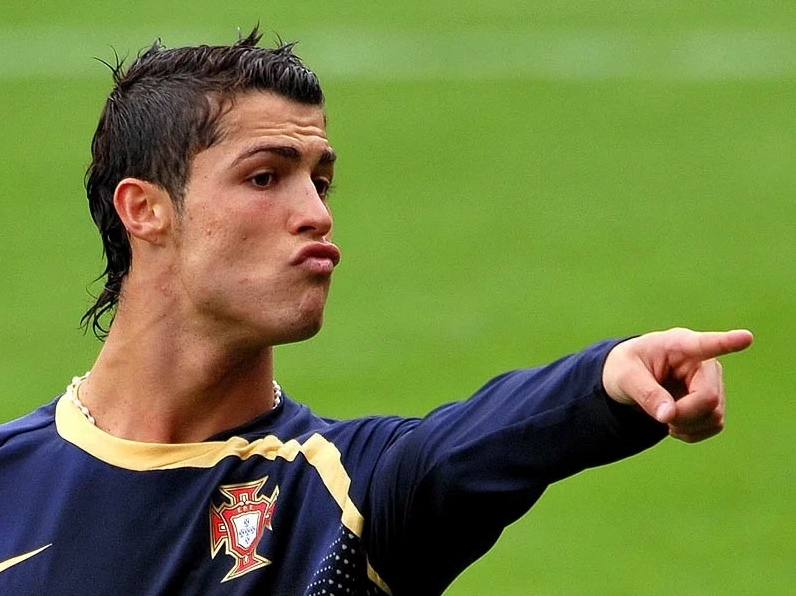 Siu ronaldo meme gắn liền với màn ăn mừng trứ danh