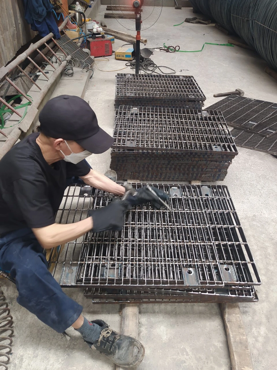 Tấm Sàn Grating Thép Tấm Mạ Kẽm chi tiết