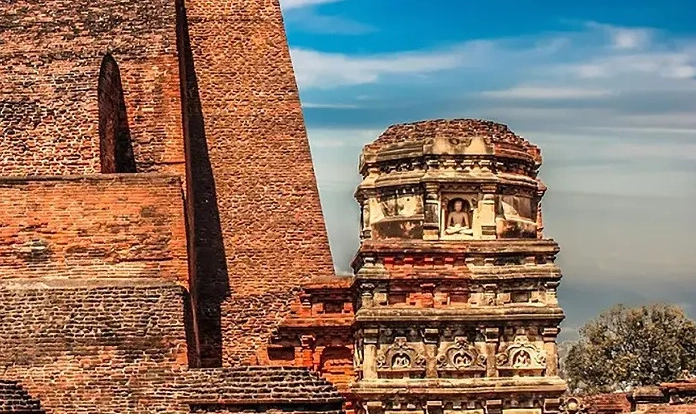 Tháp thờ Tôn giả Xá Lợi Phất linh thiêng uy nghi tại quần thể Nalanda