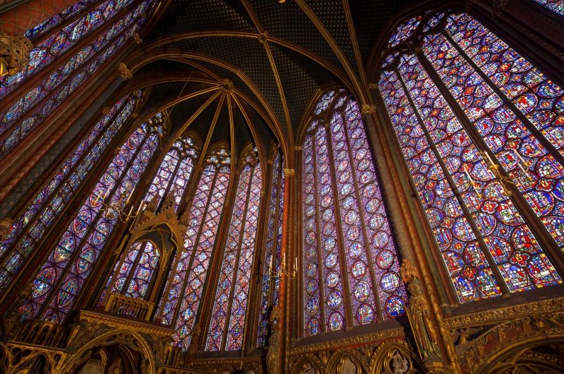thiết kế nội thất gothic
