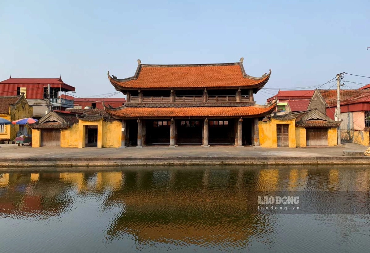 Toàn cảnh mặt tiền uy nghi của ngôi chùa cổ kính