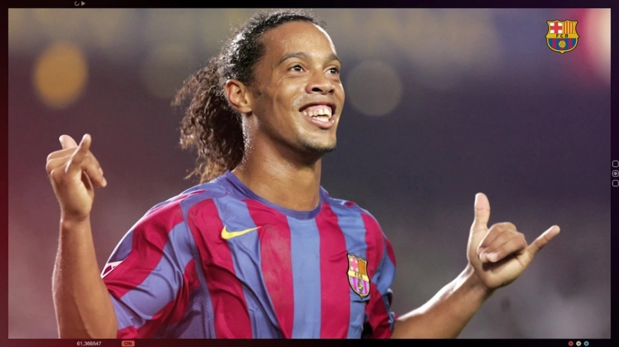 Top 5 kỹ năng qua người đỉnh cao làm nên tên tuổi của Ronaldinho tại Barcelona