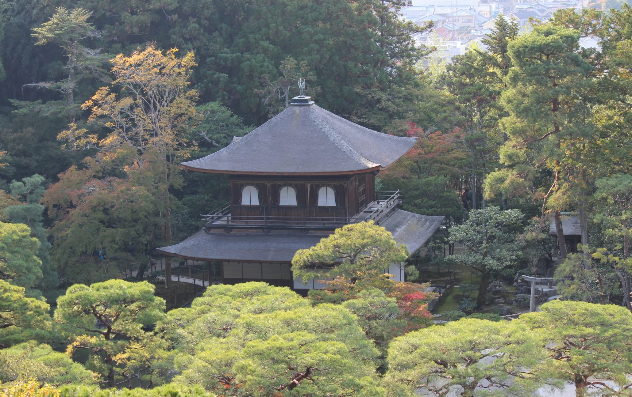 Vườn cát trắng nghệ thuật tại khuôn viên thiền tự