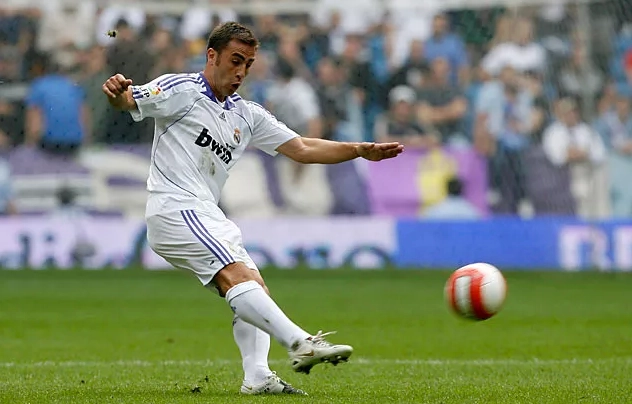 Fabio Cannavaro lãnh đạo hàng thủ Real Madrid