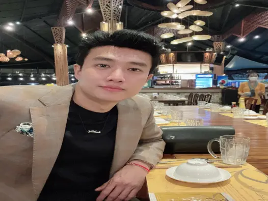 Diễn viên Quốc Trường khoe vẻ nam tính trong bộ ảnh mới