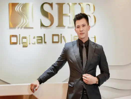 Diễn viên Hà Việt Dũng lịch lãm phong độ trong bộ ảnh mới