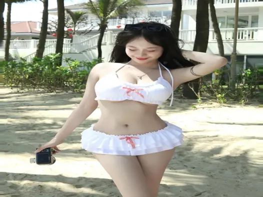 Thanh Ngọc bùng nổ hài hước qua bộ sưu tập ảnh nghệ thuật