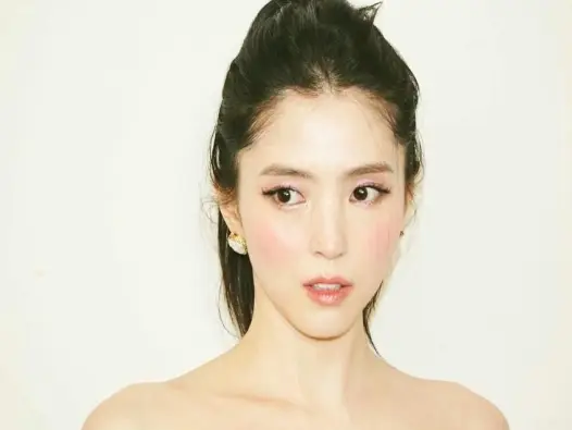 Ảnh Han So-Hee đa phong cách làm chao đảo mạng xã hội