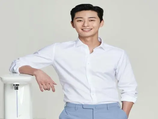 Tuyển chọn ảnh Park Seo-Joon đẹp chuẩn nam thần Hàn Quốc