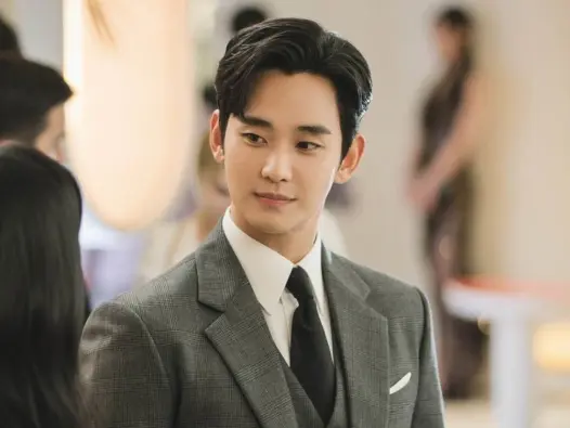 Kim Soo-hyun nam thần màn ảnh sở hữu tài năng diễn xuất đỉnh