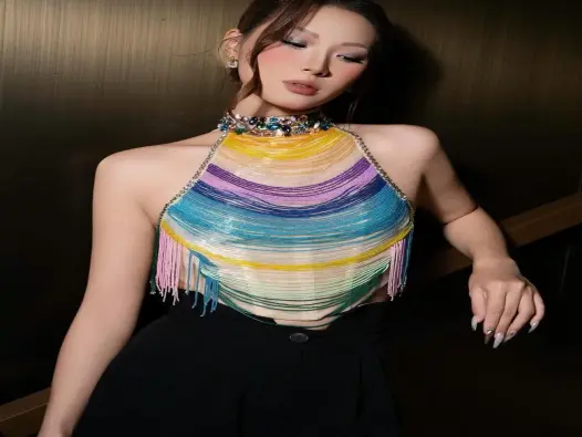 Loạt ảnh gái mặc xuyên thấu tinh tế tôn vinh vẻ đẹp phái nữ