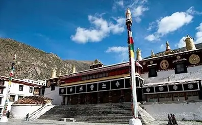 Kinh nghiệm thăm quan chiêm bái Tu viện Drepung Tây Tạng thiêng liêng