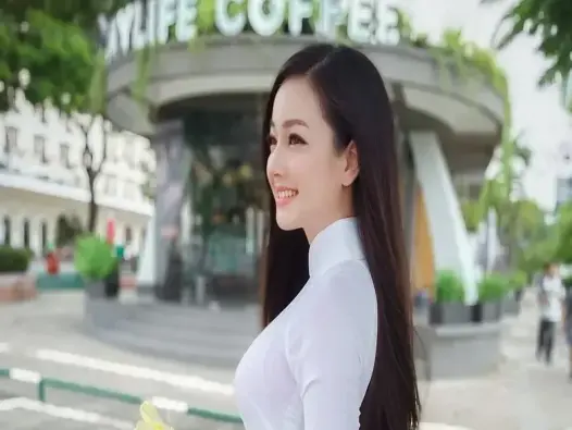 Trọn bộ ảnh gái xinh mặc cô tếch cực hài hước và quyến rũ năm 2026