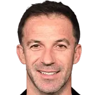 Alessandro Del Piero tuổi 51 vẫn làm bùng nổ khán đài