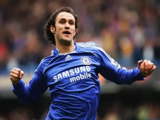 Góc nhìn chuyên gia về di sản phòng ngự của Ricardo Carvalho