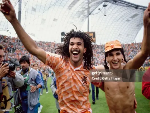 Phân tích chuyên sâu sự nghiệp thi đấu Ruud Gullit