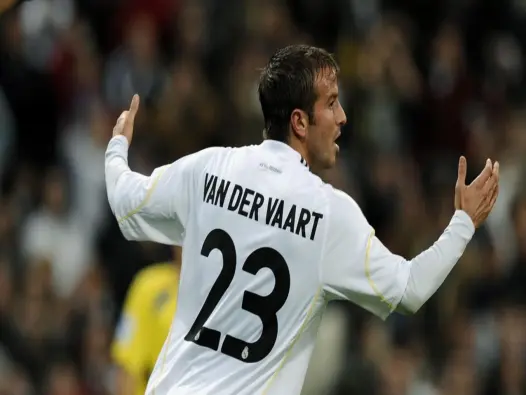 Rafael van der Vaart gã nghệ sĩ lãng tử và những cú lừa định mệnh