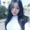 Bộ sưu tập hình ảnh các bạn nữ sinh 2k8 thả dáng đi biển cực kỳ đáng yêu năm 2026