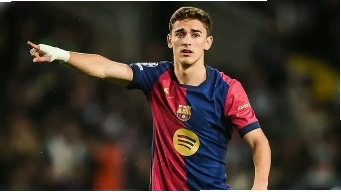 Gavi tập luyện cùng các đồng đội tại Barcelona chuẩn bị cho các trận đấu quan trọng