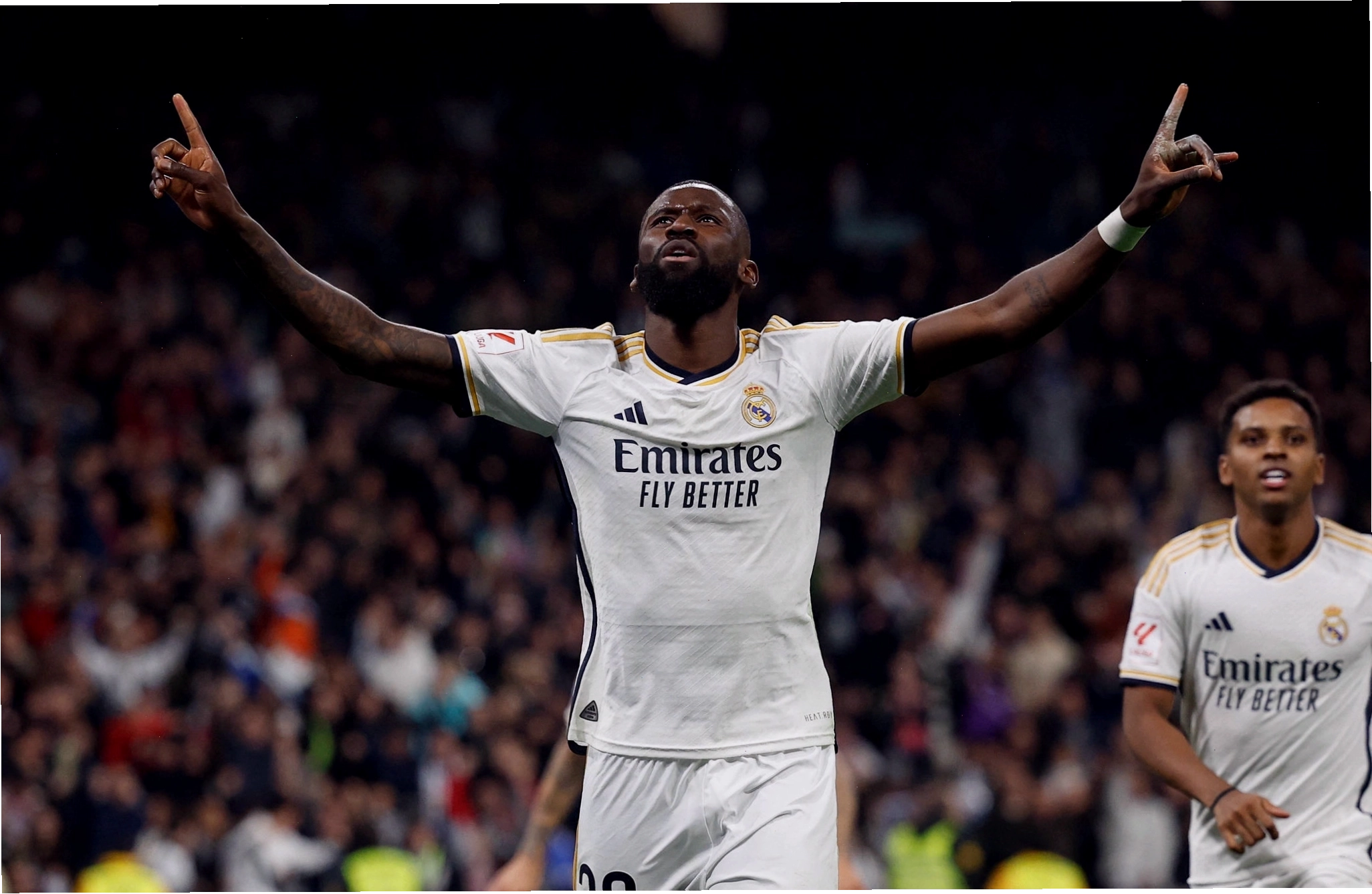 Trung vệ Antonio Rüdiger tập trung tối đa trong một trận đấu quan trọng của Real Madrid