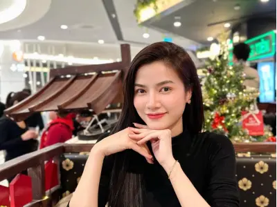 Ngắm bộ ảnh diễn viên Anh Đào với nhan sắc cuốn hút