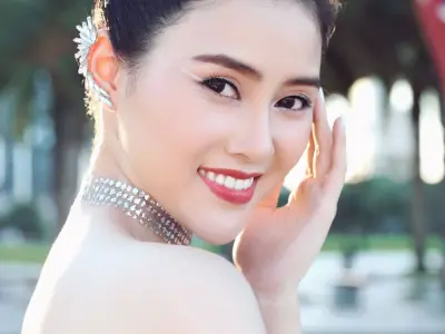 Hoa hậu Kim Thoa khoe thần thái cuốn hút trong bộ ảnh mới