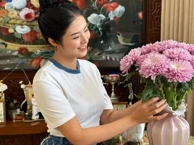 Bộ ảnh hoa hậu Ngọc Hân khoe nhan sắc thanh lịch cuốn hút
