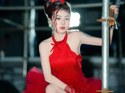 Album Cẩm Tiên ghi dấu ấn với phong cách cuốn hút