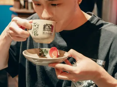 Bộ ảnh thanh duy idol ấn tượng với phong cách mạnh mẽ và cuốn hút