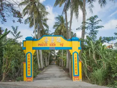 Chùa Lá Sen - Nét đẹp văn hóa tôn giáo đặc sắc Việt Nam
