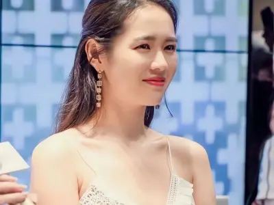 Ngắm nhìn ảnh Son Ye-Jin đầy cuốn hút trên màn ảnh Hàn