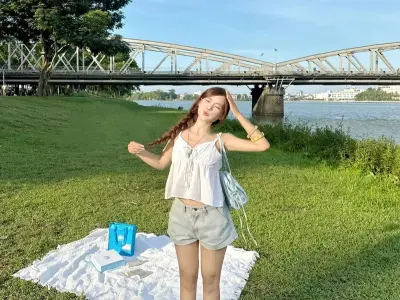 Top ảnh gái dễ thương nổi bật với nụ cười rạng rỡ