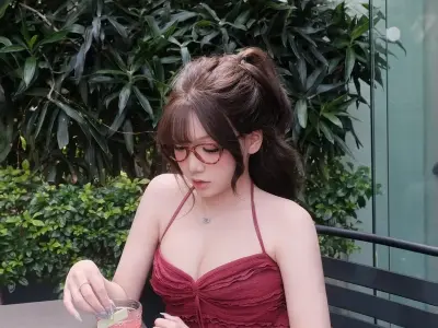 Ngắm nhìn ảnh gái đeo kính cute ngọt ngào khó cưỡng