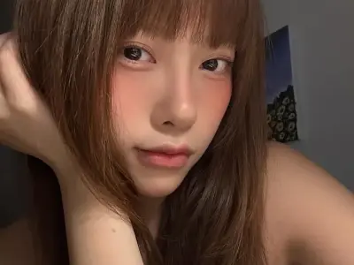 Hình avatar gái xinh đẹp dễ thương cho mạng xã hội