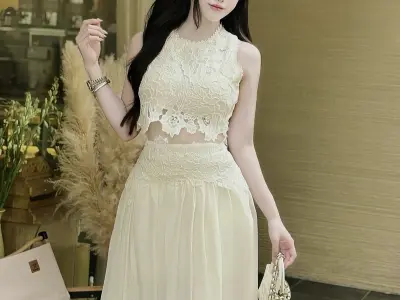 Khám phá vẻ đẹp quyến rũ qua bộ ảnh gái mặc croptop hot
