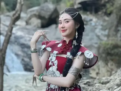 Top hình ảnh gái xinh má lúm đồng tiền ngọt ngào nhất